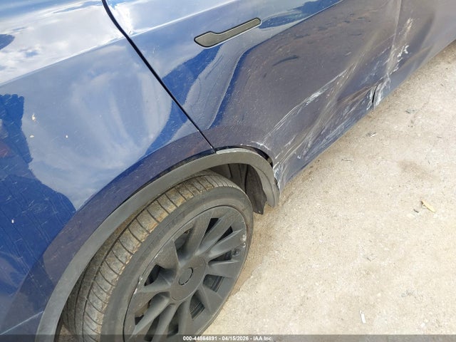 44864891 :رقم المزاد ، 7SAYGDEE9NF480853 vin ، 2022 Tesla Model Y Long Range Dual Motor All-wheel Drive مزاد بيع