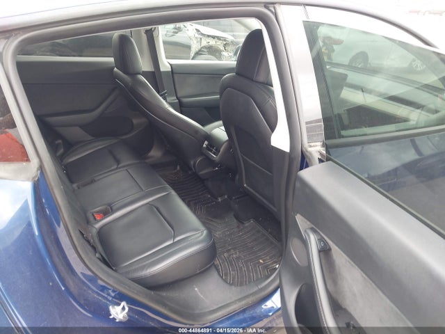 44864891 :رقم المزاد ، 7SAYGDEE9NF480853 vin ، 2022 Tesla Model Y Long Range Dual Motor All-wheel Drive مزاد بيع