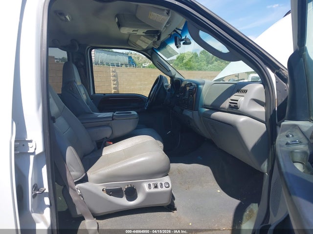 44864950 :رقم المزاد ، 1FTWW33P26EC01252 vin ، 2006 Ford F-350 Lariat/xl/xlt مزاد بيع