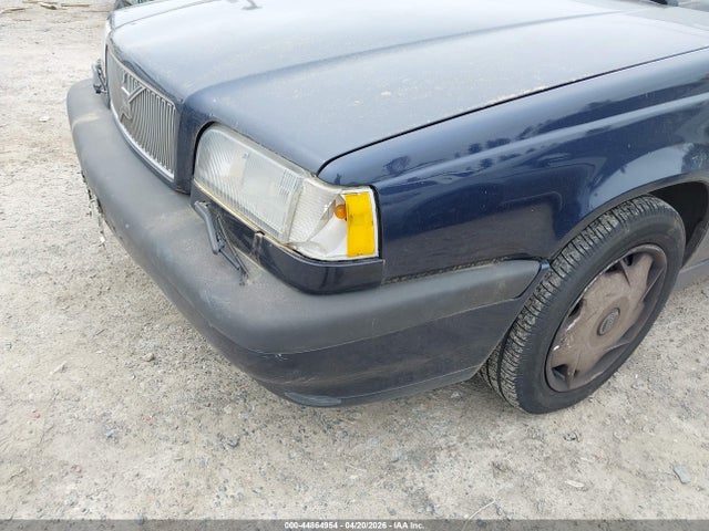 Продажа на аукционе авто 1996 Volvo 850 Glt, vin: YV1LW5549T2258203, номер лота: 44864954