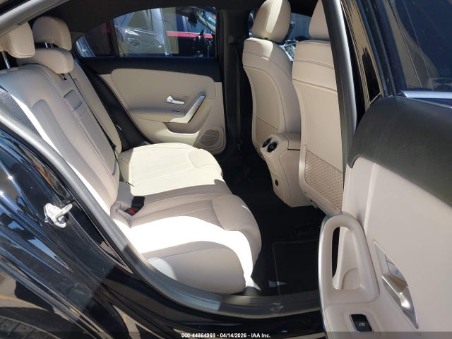 W1K3G4EB7MJ273212 Mercedes-Benz A 220