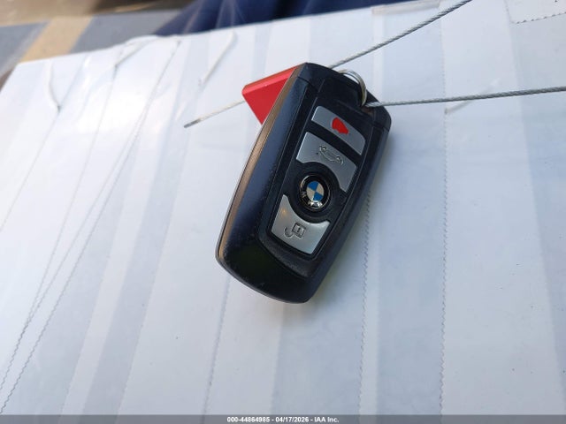 44864985 :رقم المزاد ، WBA8E1G57GNT34600 vin ، 2016 Bmw 320i مزاد بيع