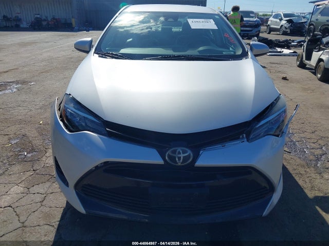 Toyota COROLLA LE 2018 5YFBURHE9JP840769 Image 13