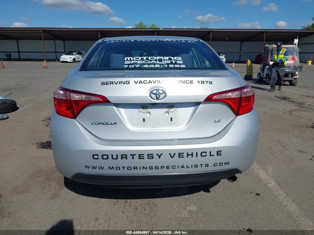 Toyota COROLLA LE 2018 5YFBURHE9JP840769 Image 17