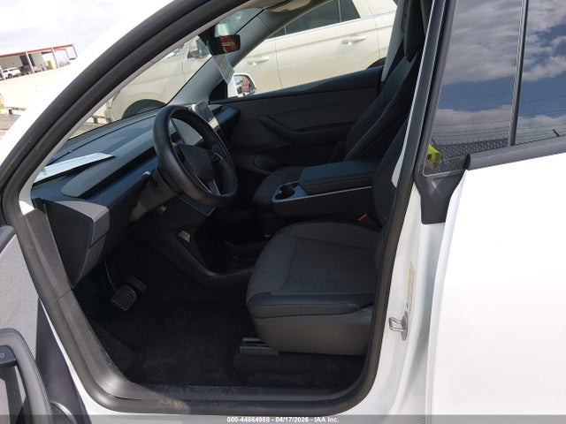 7SAYGDED4TA593109 Tesla Model Y Premium Rear-wheel Drive/standard Rear-wheel Drive
