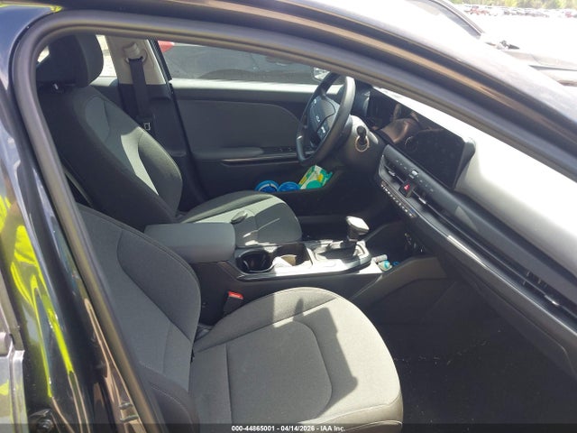 2025 Kia K4 Lxs მანქანა იყიდება აუქციონზე, vin: 3KPFT4DE5SE186028, აუქციონის ნომერი: 44865001