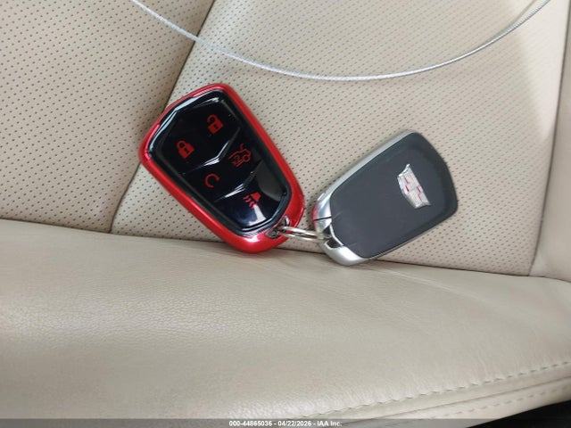 44865036 :رقم المزاد ، 1GYKNFRS2KZ202624 vin ، 2019 Cadillac Xt5 Premium Luxury مزاد بيع