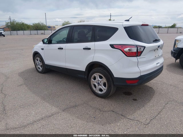 2017 FORD ESCAPE 1FMCU0F76HUE50161 Photo 2