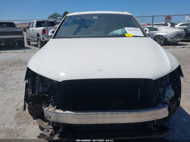 44865050 :رقم المزاد ، WA1HCCFSXHR016986 vin ، 2017 Audi Q3 2.0t Premium مزاد بيع