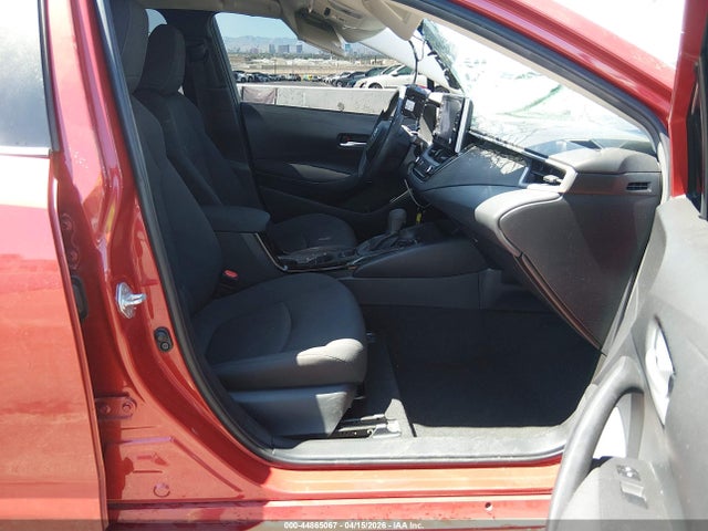44865067 :رقم المزاد ، 5YFEPMAE3MP223342 vin ، 2021 Toyota Corolla Le مزاد بيع