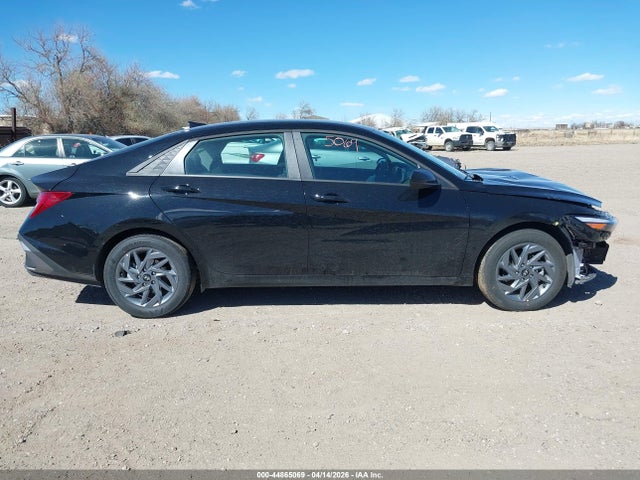 KMHLM4DJ6TU193890 Hyundai Elantra Hybrid Blue