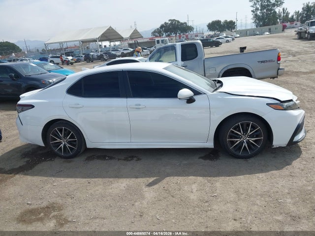 4T1T11AK7RU913470 Toyota CAMRY SE
