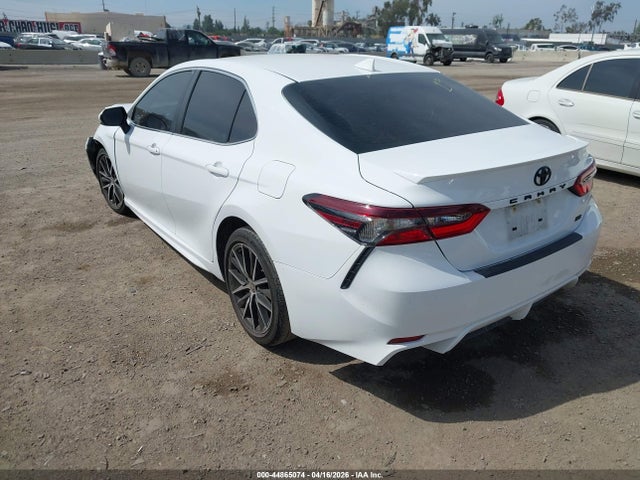 4T1T11AK7RU913470 Toyota CAMRY SE