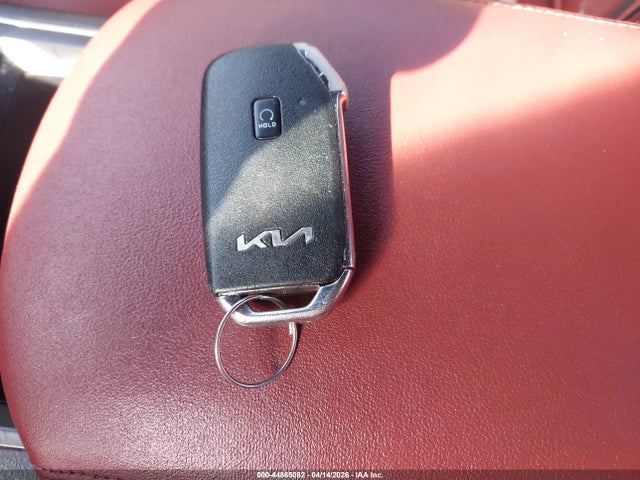 5XXG64J28NG084109 KIA K5 Gt-line