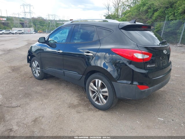 KM8JUCAG4FU057837 Hyundai Tucson Limited