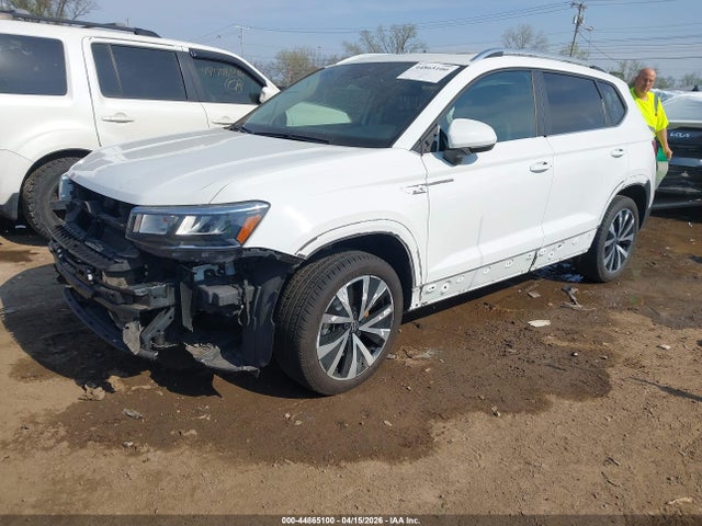44865100 :رقم المزاد ، 3VVLX7B22NM067348 vin ، 2022 Volkswagen Taos 1.5t Se مزاد بيع