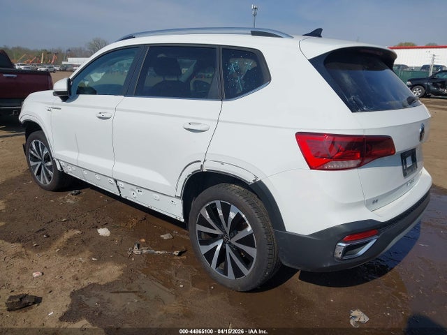 44865100 :رقم المزاد ، 3VVLX7B22NM067348 vin ، 2022 Volkswagen Taos 1.5t Se مزاد بيع