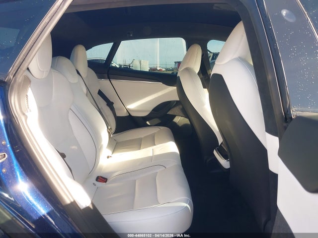 2021 Tesla Model S Plaid Tri Motor All-wheel Drive მანქანა იყიდება აუქციონზე, vin: 5YJSA1E61MF447078, აუქციონის ნომერი: 44865102