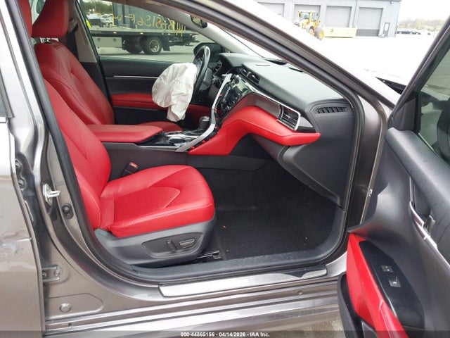 4T1B61HK5KU836235 Toyota CAMRY XSE