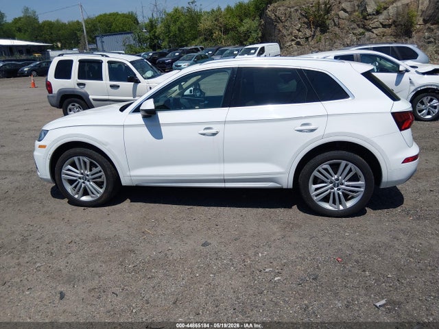 44865184 :رقم المزاد ، WA1BNAFY3J2007733 vin ، 2018 Audi Q5 2.0t Premium/2.0t Tech Premium مزاد بيع