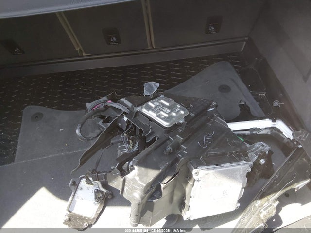 44865184 :رقم المزاد ، WA1BNAFY3J2007733 vin ، 2018 Audi Q5 2.0t Premium/2.0t Tech Premium مزاد بيع