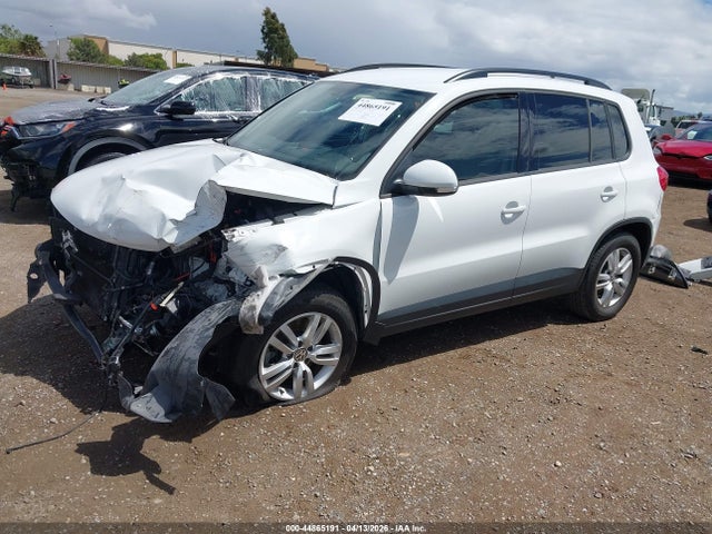 Aukcja sprzedaży 2017 Volkswagen Tiguan 2.0t/2.0t S, vin: WVGAV7AX5HK011517, numer aukcji: 44865191