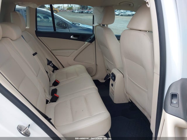 Aukcja sprzedaży 2017 Volkswagen Tiguan 2.0t/2.0t S, vin: WVGAV7AX5HK011517, numer aukcji: 44865191