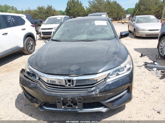 Продажа на аукционе авто 2017 Honda Accord Lx, vin: 1HGCR2F37HA287151, номер лота: 44865209