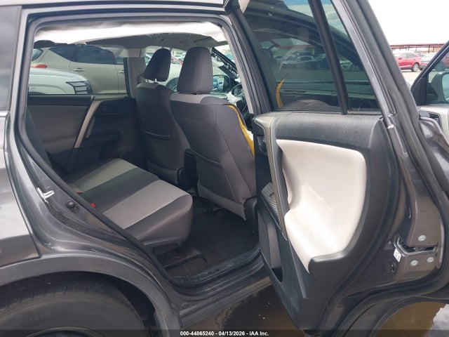 Toyota RAV4 LE 2015 2T3ZFREV6FW198442 Image 8