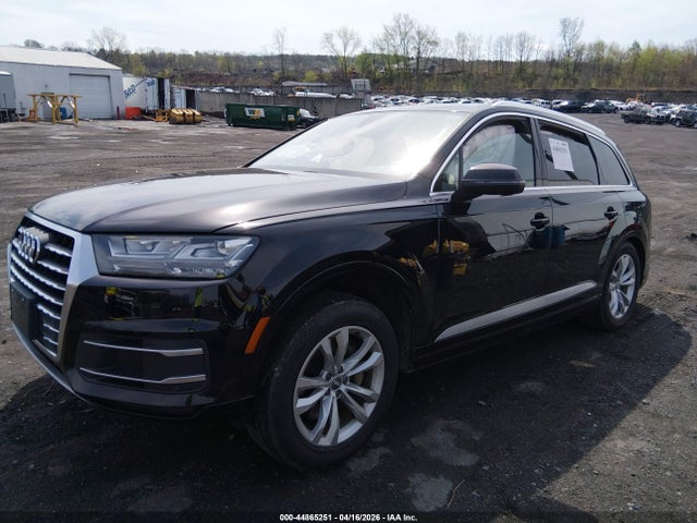 44865251 :رقم المزاد ، WA1LHAF70HD048645 vin ، 2017 Audi Q7 2.0t Premium مزاد بيع