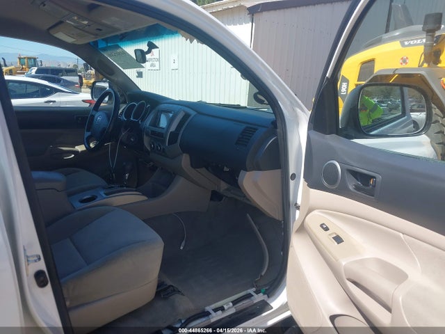 2006 TOYOTA TACOMA 5TELU42N66Z220415 Photo 4