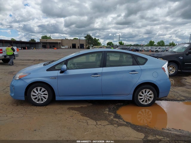 Toyota PRIUS PLUG-IN 2014 JTDKN3DP2E3054103 Image 14