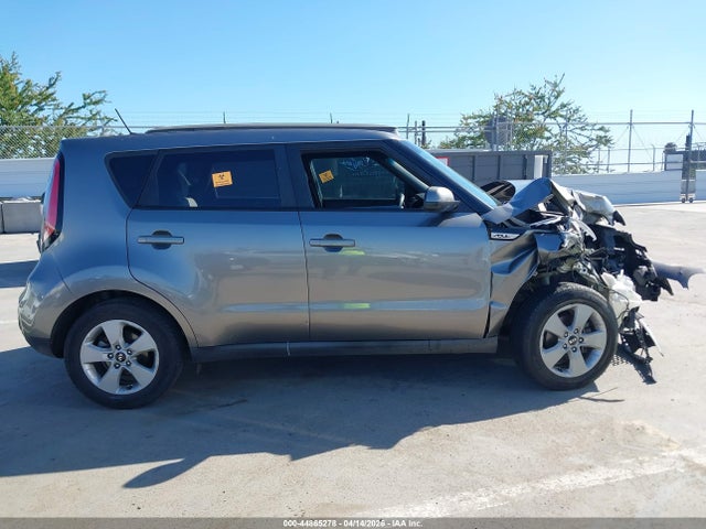 KNDJN2A21H7496642 KIA Soul