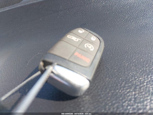 44865286 :رقم المزاد ، 3C4NJCAB9JT420509 vin ، 2018 Jeep Compass Sport Fwd مزاد بيع