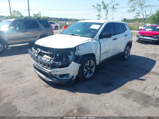 44865286 :رقم المزاد ، 3C4NJCAB9JT420509 vin ، 2018 Jeep Compass Sport Fwd مزاد بيع
