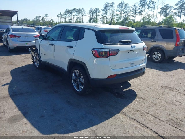 44865286 :رقم المزاد ، 3C4NJCAB9JT420509 vin ، 2018 Jeep Compass Sport Fwd مزاد بيع