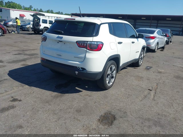 44865286 :رقم المزاد ، 3C4NJCAB9JT420509 vin ، 2018 Jeep Compass Sport Fwd مزاد بيع