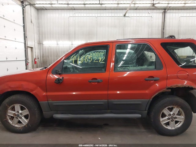2007 Ford Escape Xls/xls Manual მანქანა იყიდება აუქციონზე, vin: 1FMYU02Z67KA92812, აუქციონის ნომერი: 44865292