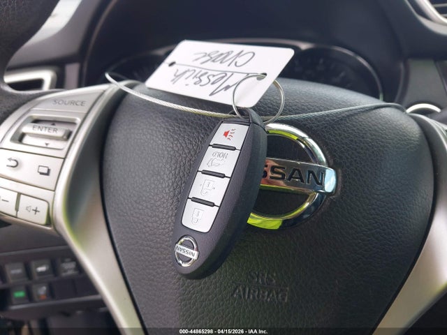 5N1AT2MT6GC812662 Nissan ROGUE SV