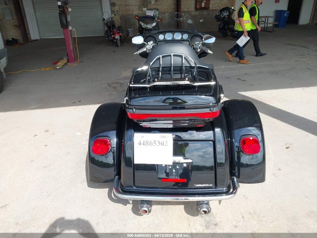 2014 HARLEY-DAVIDSON FLHTCUTG 1HD1MAL19EB860489 Photo 5