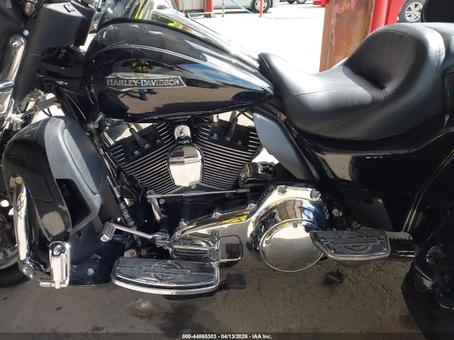 2014 HARLEY-DAVIDSON FLHTCUTG 1HD1MAL19EB860489 Photo 8