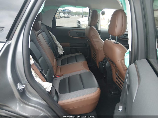 44865324 :رقم المزاد ، 3FMCR9C64NRE28566 vin ، 2022 Ford Bronco Sport Outer Banks مزاد بيع