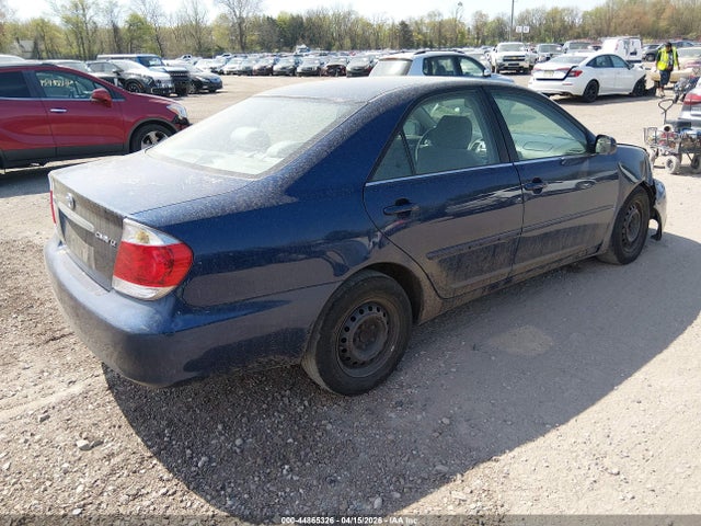 Aukcja sprzedaży 2005 Toyota Camry Le, vin: 4T1BE30K75U017225, numer aukcji: 44865326