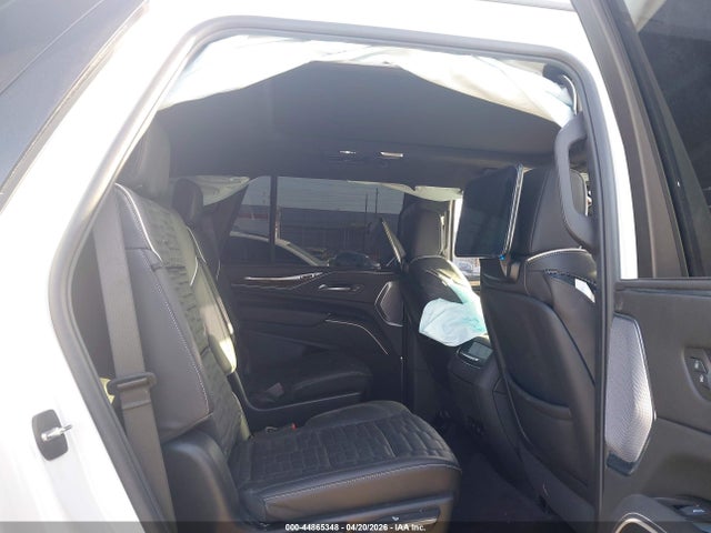 2024 Cadillac Escalade 4wd Sport Platinum მანქანა იყიდება აუქციონზე, vin: 1GYS4GKT2RR365649, აუქციონის ნომერი: 44865348