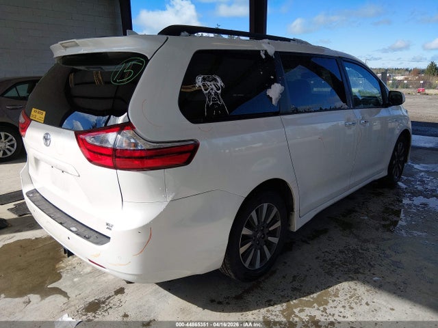 5TDDZ3DCXJS198629 Toyota Sienna Xle Premium 7 Passenger