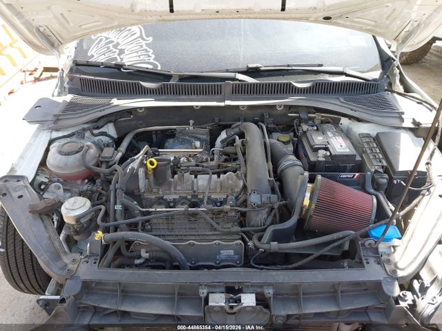 3VWG57BU7LM105335 Volkswagen Jetta 1.4t Sel Premium