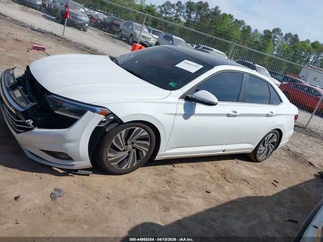 3VWG57BU7LM105335 Volkswagen Jetta 1.4t Sel Premium