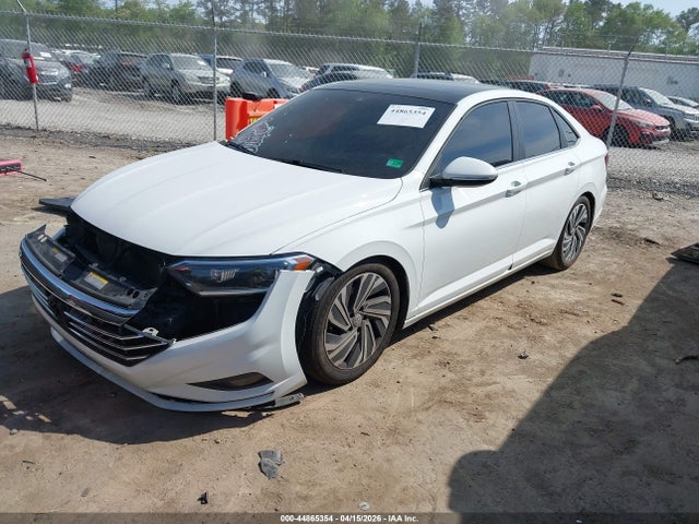 3VWG57BU7LM105335 Volkswagen Jetta 1.4t Sel Premium