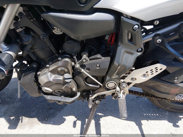 Yamaha Fz07 C 2015 JYARM06Y6FA001743 Image 9