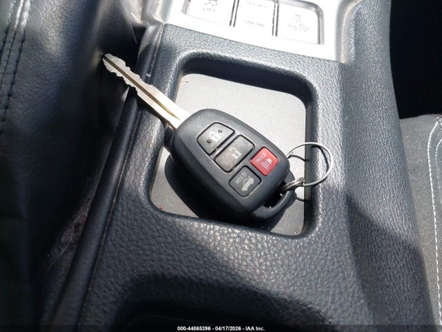 JF1ZNAA14H8705988 Toyota 86